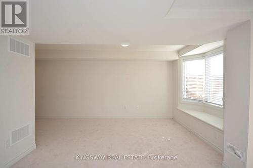 70 - 50 Edinburgh Drive, Brampton, ON - Indoor Photo Showing Other Room