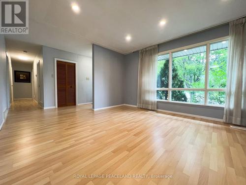 403 Denlow Avenue, Hamilton, ON - Indoor Photo Showing Other Room
