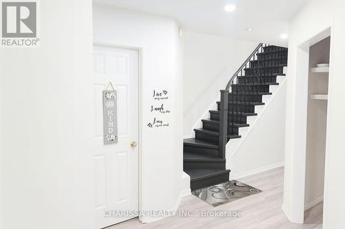 6798 Bansbridge Crescent, Mississauga, ON - Indoor Photo Showing Other Room