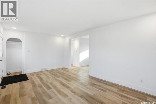 1492 92Nd Street, North Battleford, SK - Indoor Photo Showing Other Room