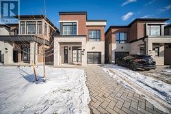 UPPER UNIT - 59 DANIELLE MOORE CIRCLE  Toronto, ON M1P 0G9