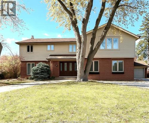 3748 Ouellette Avenue, Windsor, ON - Outdoor