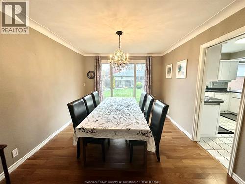 3748 Ouellette Avenue, Windsor, ON - Indoor Photo Showing Dining Room