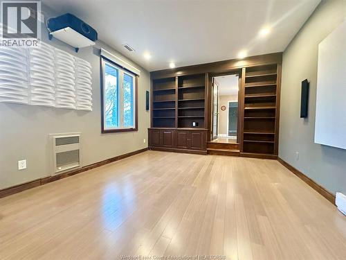 3748 Ouellette Avenue, Windsor, ON - Indoor Photo Showing Other Room