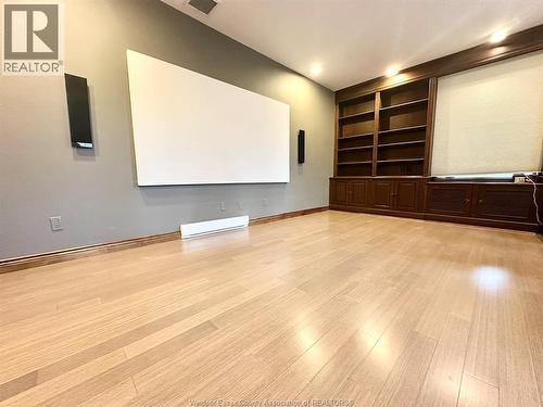 3748 Ouellette Avenue, Windsor, ON - Indoor Photo Showing Other Room