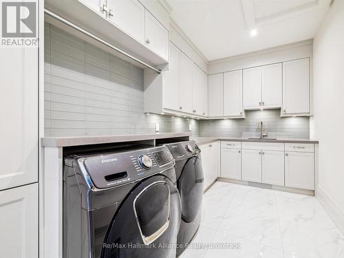 2nd floor laundry - 2032 Deramore Drive, Oakville (Fd Ford), ON - Indoor Photo Showing Laundry Room