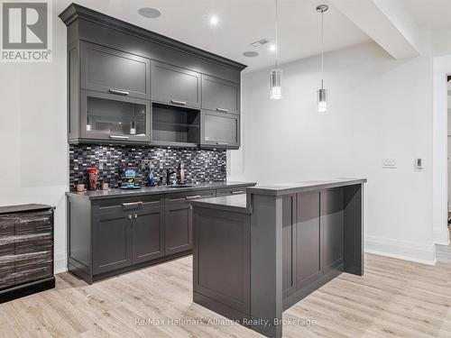 Bar - 2032 Deramore Drive, Oakville (Fd Ford), ON - Indoor Photo Showing Kitchen