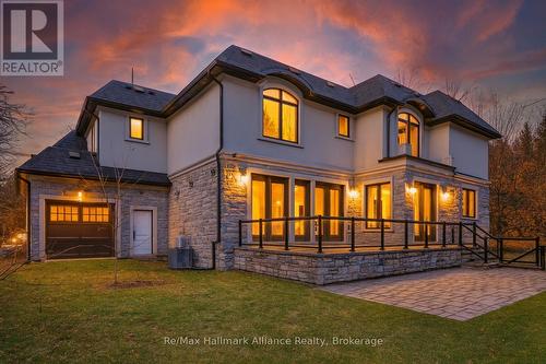 2032 Deramore Drive, Oakville (Fd Ford), ON - Outdoor