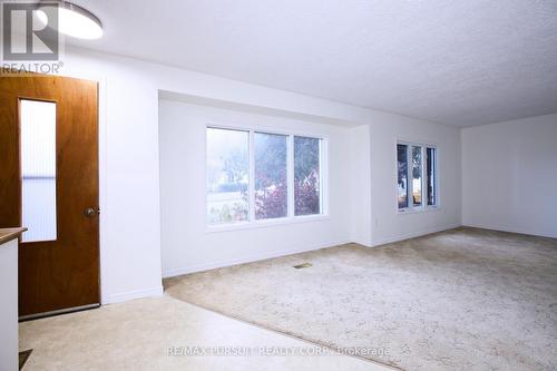 409 Mccamus Avenue, Temiskaming Shores (New Liskeard), ON - Indoor Photo Showing Other Room