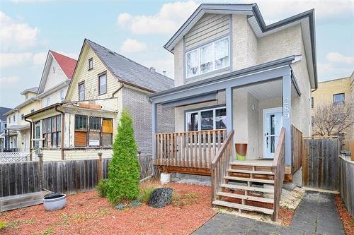 289 Simcoe ST  Winnipeg, MB R3G 1V9