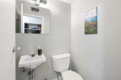 8-270 Dollard Blvd, Winnipeg, MB 