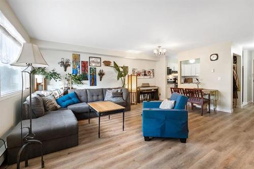 8-270 Dollard Blvd, Winnipeg, MB 