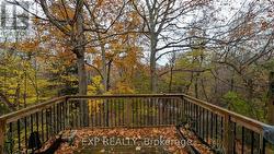 33 - 350 CAMELOT COURT  Oshawa (Eastdale), ON L1G 6P7