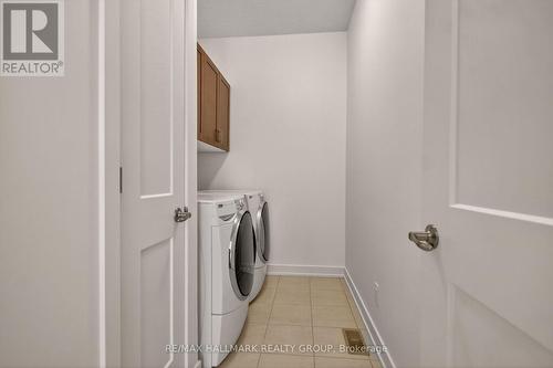 252 O'Donovan Drive, Carleton Place, ON - Indoor Photo Showing Laundry Room