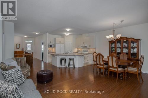 247 Shinny Avenue, Ottawa, ON - Indoor