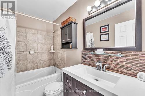 42 Riverbend Road, North Bay (Ferris), ON - Indoor Photo Showing Bathroom