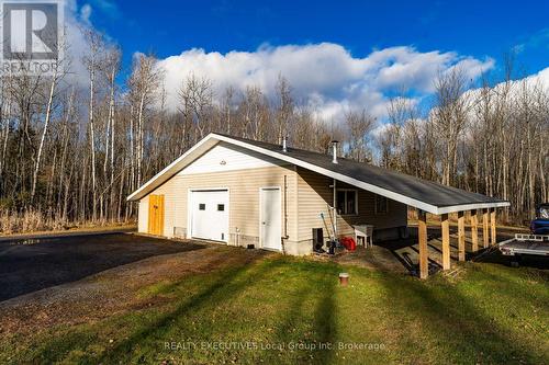 42 Riverbend Road, North Bay (Ferris), ON - Outdoor