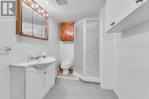 42 Riverbend Road, North Bay (Ferris), ON - Indoor Photo Showing Bathroom