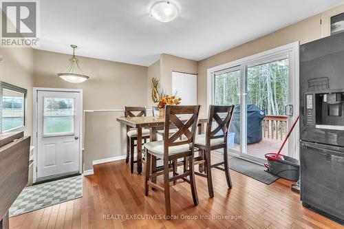 42 Riverbend Road, North Bay (Ferris), ON - Indoor Photo Showing Dining Room