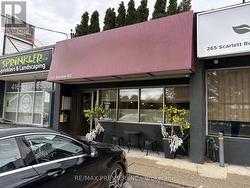 267 SCARLETT ROAD  Toronto, ON M6N 4L1