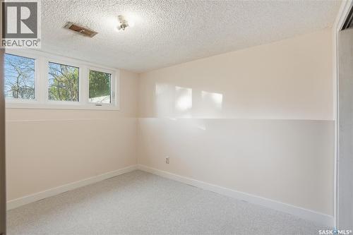 510 Bate Crescent, Saskatoon, SK - Indoor Photo Showing Other Room