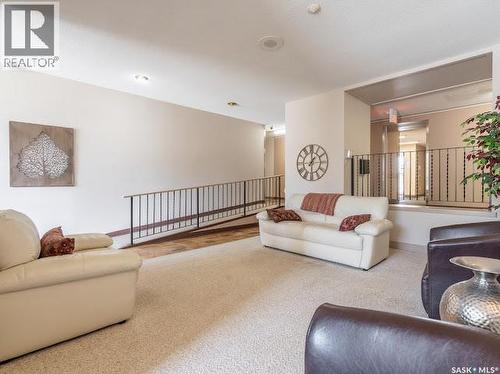 207 4555 Rae Street, Regina, SK - Indoor Photo Showing Living Room