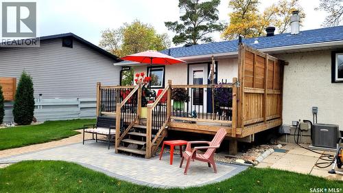 11 Walker Crescent, Saskatoon, SK - Outdoor With Deck Patio Veranda With Exterior