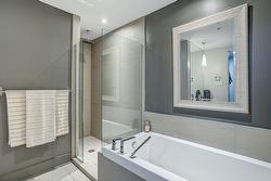 Ensuite bathroom - 