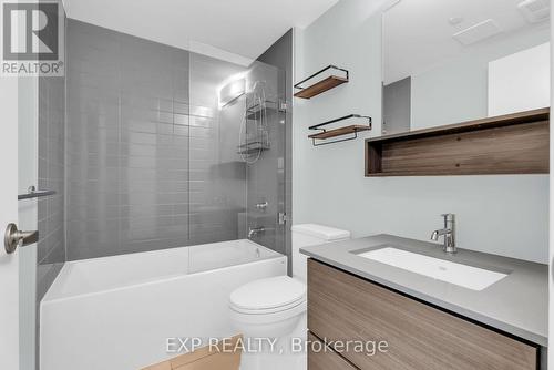 Bathroom - 302 - 340 Plains Road E, Burlington, ON - Indoor Photo Showing Bathroom