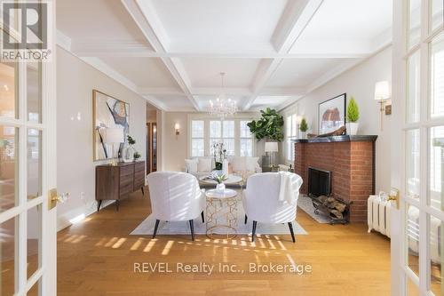 50 Hillcrest Avenue, St. Catharines (Old Glenridge), ON - Indoor Photo Showing Dining Room