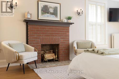 50 Hillcrest Avenue, St. Catharines (Old Glenridge), ON - Indoor With Fireplace