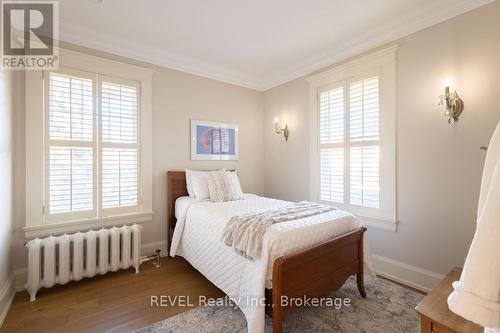 50 Hillcrest Avenue, St. Catharines (Old Glenridge), ON - Indoor Photo Showing Bedroom