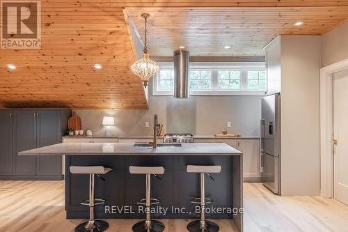50 Hillcrest Avenue, St. Catharines (Old Glenridge), ON - Indoor Photo Showing Kitchen