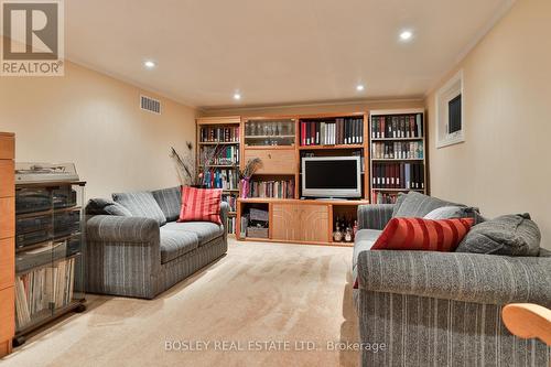 333 Sutherland Drive, Toronto, ON - Indoor