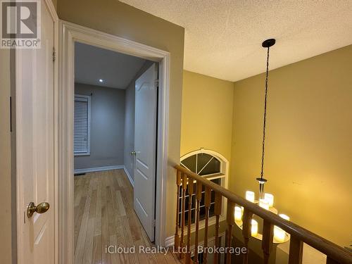 866 Khan Crescent, Mississauga, ON - Indoor Photo Showing Other Room