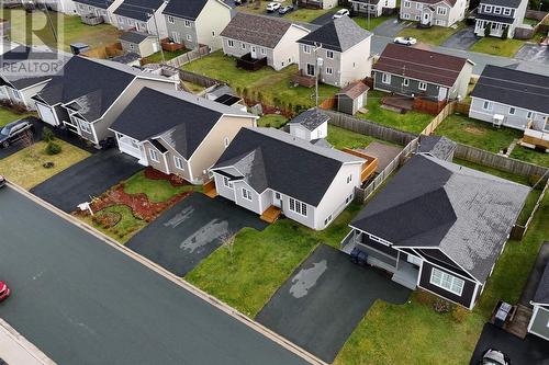 12 Bridgeport Street, Paradise, NL - Outdoor