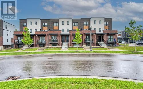 253 CHAPEL HILL DRIVE  Kitchener, ON N2R 0S4