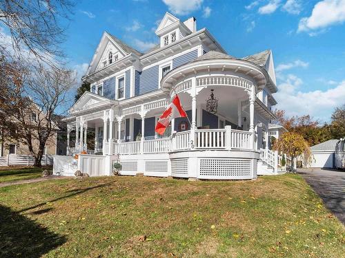 20 Victoria Avenue, Weymouth, NS 