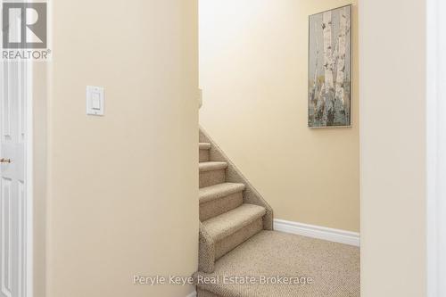 143 Pine Street, Bracebridge (Macaulay), ON - Indoor Photo Showing Other Room