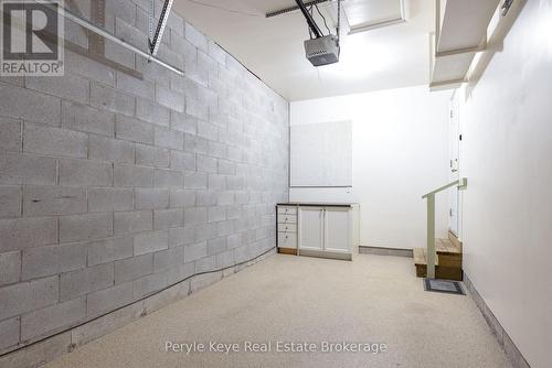 143 Pine Street, Bracebridge (Macaulay), ON - Indoor Photo Showing Other Room