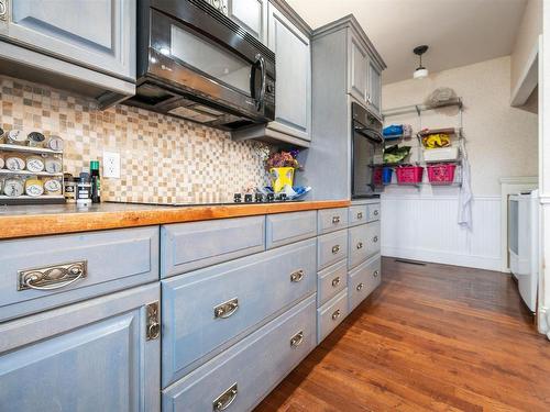 230 Victoria Street E, Amherst, NS 