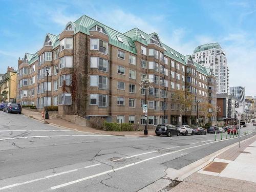 513 1326 Lower Water Street  Halifax, NS B3J 3R3