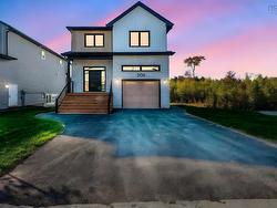196 Darner Drive  Beaver Bank, NS B4G 1C1