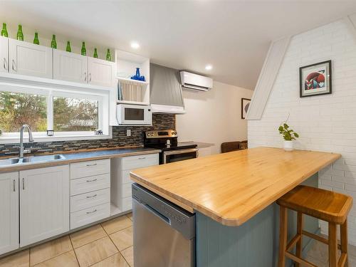 10 Sunset Drive, Smiths Cove, NS 