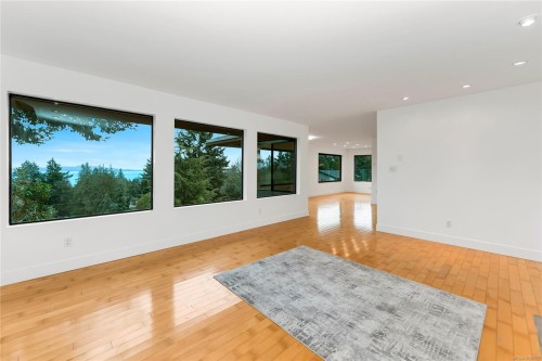 5198 Beckton Rd, Saanich, BC 