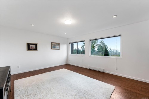 5198 Beckton Rd, Saanich, BC 