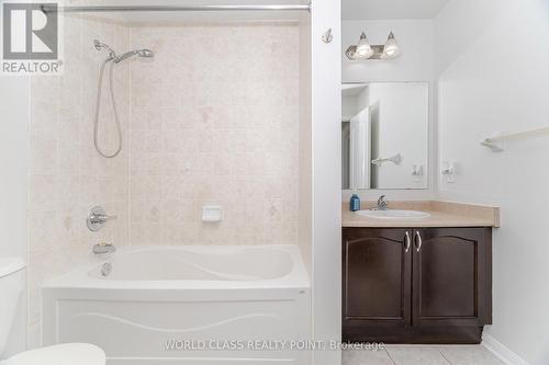 Second Floor Bathroom - 834 Herman Way, Milton, ON - Indoor Photo Showing Bathroom