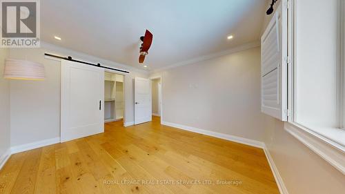 12 Warlingham Court, Toronto, ON - Indoor Photo Showing Other Room
