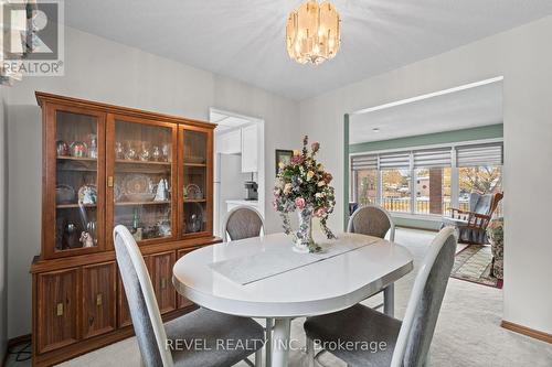 5 Mckee Drive, Caledon, ON - Indoor Photo Showing Dining Room