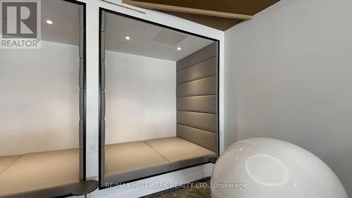 720 - 2033 Kennedy Road, Toronto, ON - Indoor